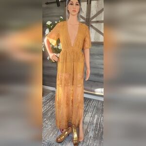 WOMEN'S SHORT SLEEVE V-NECK ALL OVER LACE MAXI DRESS